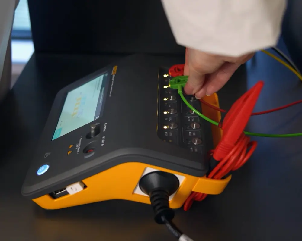 ESA710 Electrical Safety with visual guidance
