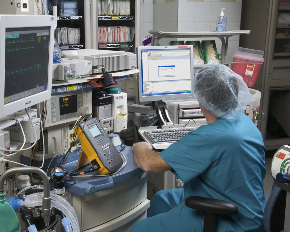 Biomed at a bench testing with an ESA